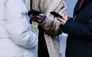 Цены на мобильную связь и интернет в России выросли на 10-15%