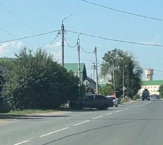 Кроссовер столкнулся с легковым автомобилем в Сызрани